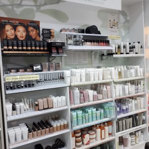 UFS Shelves of Natio products